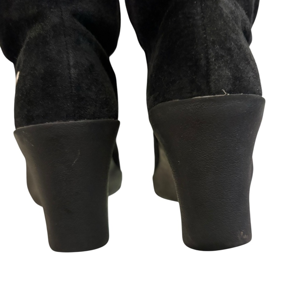 UGG Australia Elsey Black Suede Lace Up Wedge
Winter Boots 5596, Sz 7 - Picture 13 of 16